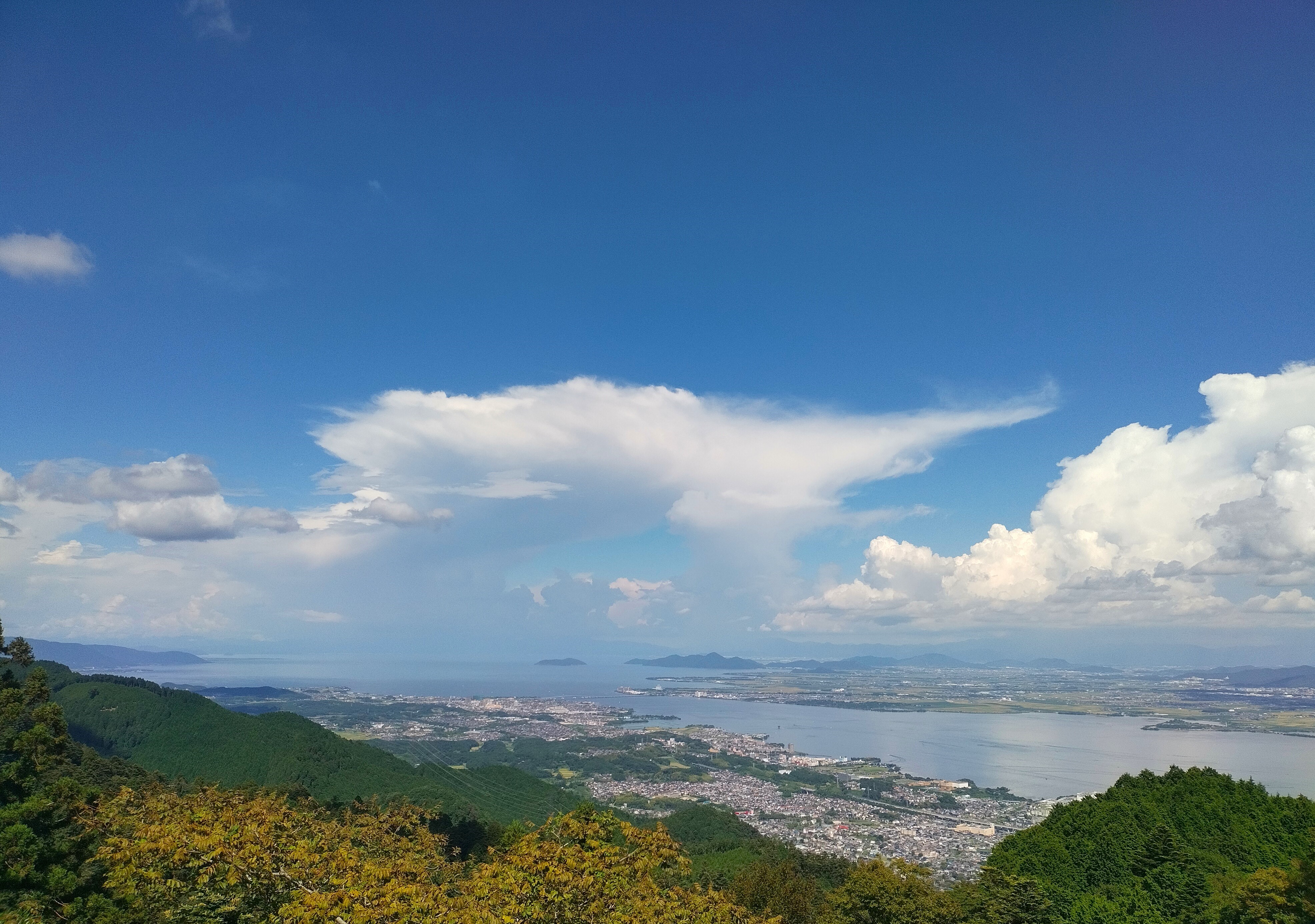 Vue sur le lac Biwa depuis Sakamoto